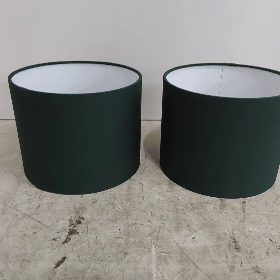PAIR OF COTTON DRUM SCREW ON LAMP SHADES // DARK GREEN (2 ITEMS)