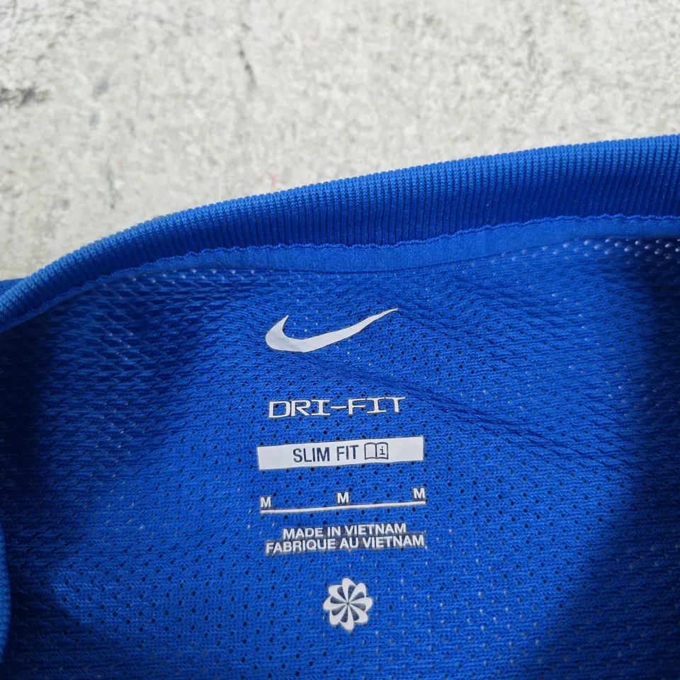 NIKE DRI-FIT SLIM FIT T-SHIRT – BLUE