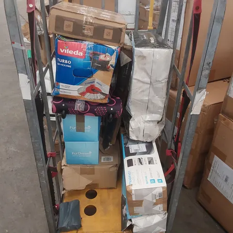 CAGE OF ASSORTED CONSUMER PRODUCTS/FURNITURE PARTS INCLUDING: SUITCASE, PEDESTAL FAN, PET CAR SEATS ECT // CAGE NOT INCLUDED 