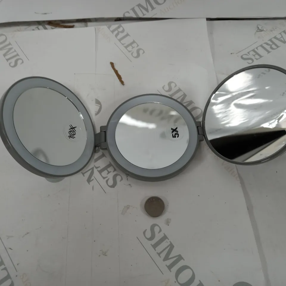 SIMPLY BEAUTY FOLDING TRIO MIRROR LEOPARD PRINT 