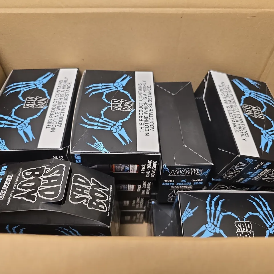 BOX OF APPROXIMATELY 15 ASSORTED SAD BOY E-LIQUID PRODUCT TO INCLUDE - HAPPY END BLUE COTTON CANDY 