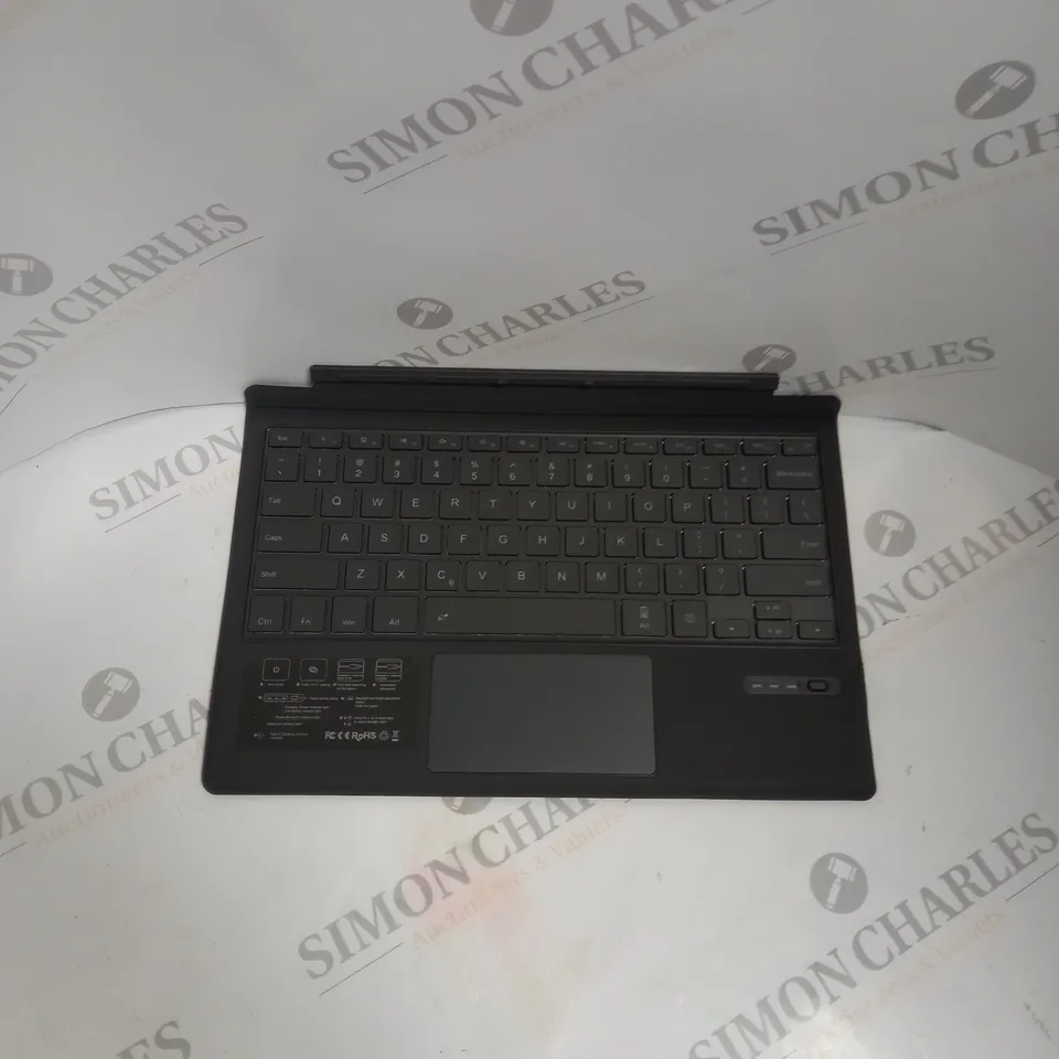 BOXED TOUCHPAD KEYBOARD DOE SURFACE PRO 3/4/5/6/7/7+