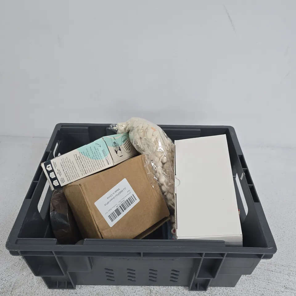 TOTE OF APPROXIMATELY 10 ASSORTED ITEMS INCLUDING GOLF BALLS, A KNIFE SHARPENER AND GROUT TILE PENS