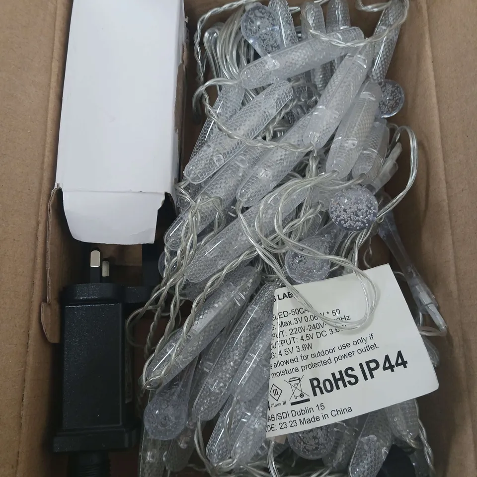 BOXED VERY HOME SNOWING CHRISTMAS CURTAIN LIGHT RRP £17.99