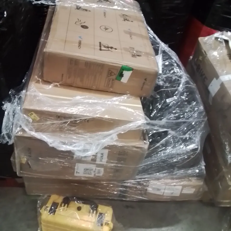 PALLET OF ASSORTED HOUSEHOLD GOODS AND PRODUCTS TO INCLUDE;MEIJA TOOL BOX,ROWING MACHINE,TREADMILL