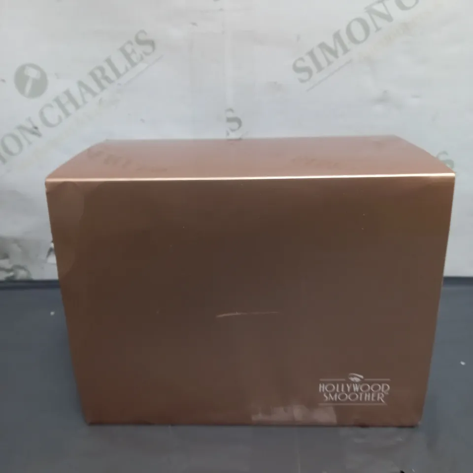 BOXED HOLLYWOOD SMOOTHER DERMAPLANING DEVICE WITH CRYO ICE THERAPY