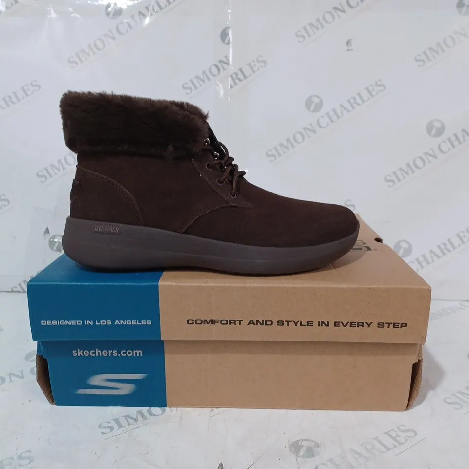 SKECHERS GO WALK STABILITY SUEDE BOOT, CHOCOLATE - SIZE 5