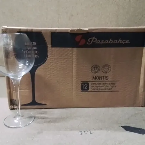 BOXED PASABAHCE GOBLET WINE GLASSES APPROXIMATELY 12