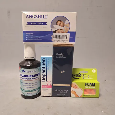 APPROXIMATELY 10 ASSORTED HEALTH & BEAUTY ITEMS TO INCLUDE - FOAM EAR BUDS , NASAL STRIPS ETC