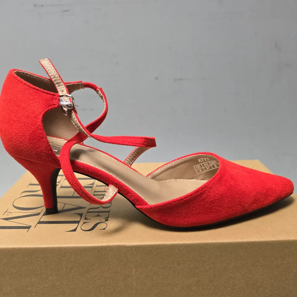 BOXED WHERE'S THAT FROM BRIDAL SANDALS - SIZE 4 