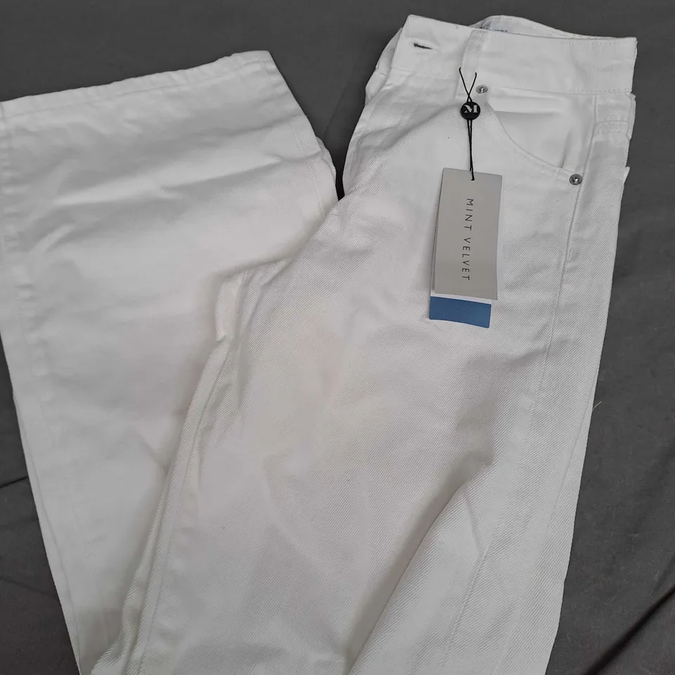 MINT VELVET WORKABLE WIDE JEANS IN CREAM - UK 6S