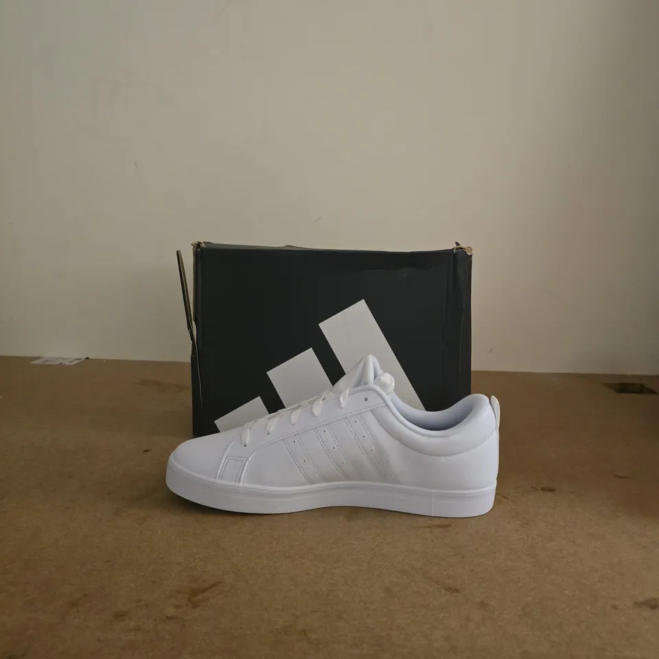 ADIDAS WHITE SNEAKERS – BOXED UK SIZE 11
