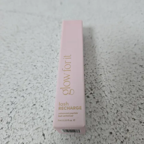 GLOW FOR IT LASH RECHARGE ADVANCED PEPTIDE LASH ENHANCER β 7ML (PINK BOX)