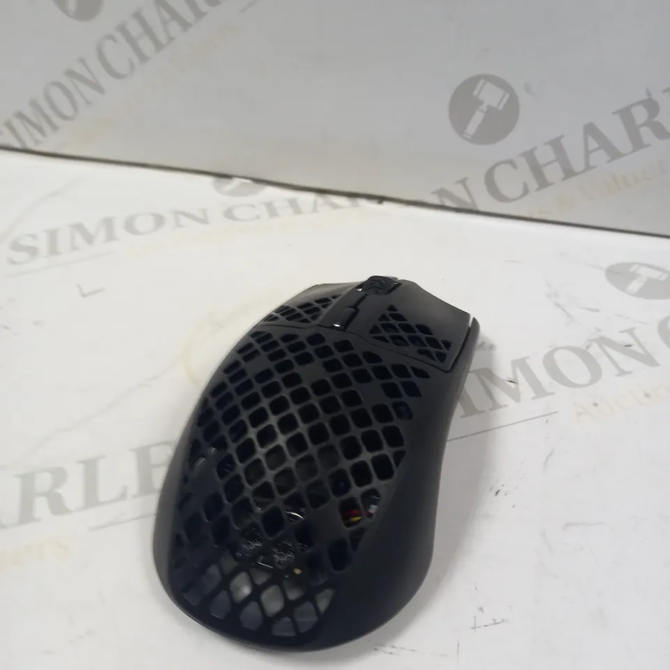 STEELSERIES AEROX 3 WIRELESS MOUSE