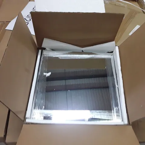 PALLET TO CONTAIN AN ASSORTMENT OF 30 X 30CM 8 PIECES OF ASSEMBLY MIRRORS
