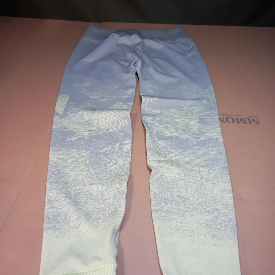 GYMSHARK SPORTY LEGGING PANTS IN GREEN/GREY - L