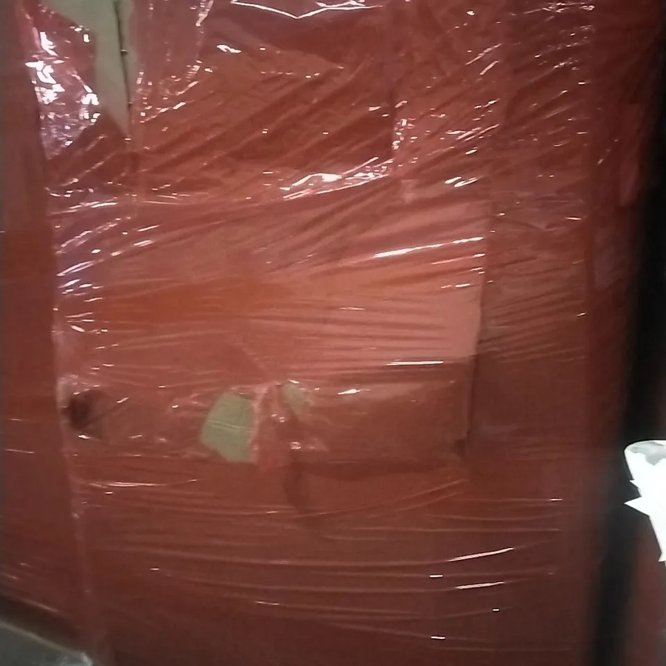 PALLET OF ASSORTED ITEMS INCLUDING- WALL ROUND MIRROR, SPIN MOP & BUCKET SYSTEM