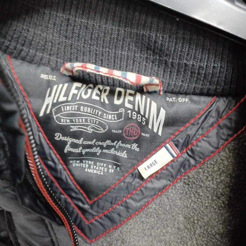 HILFIGER DENIM 1985 BLACK HOODED COAT- LARGE