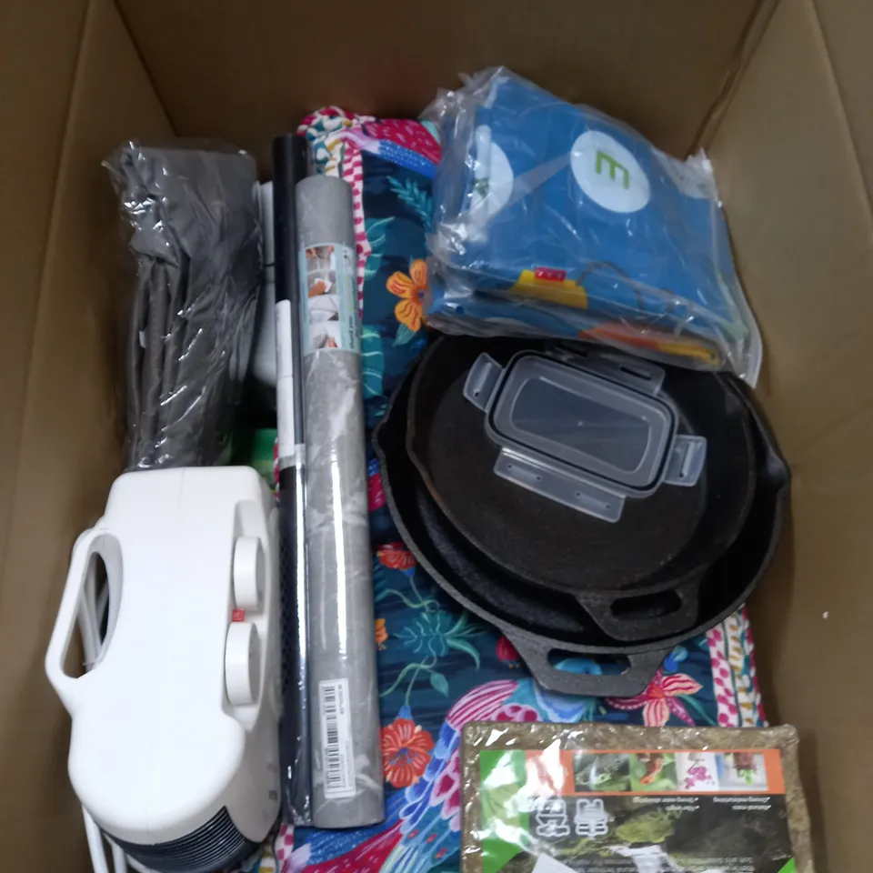 BOX OF APROXIMATELY 20 ASSORTED HOUSEHOLD ITEMS TO INCLUDE SPORTS GEAR , STICKER SETS , SIMMER RING 