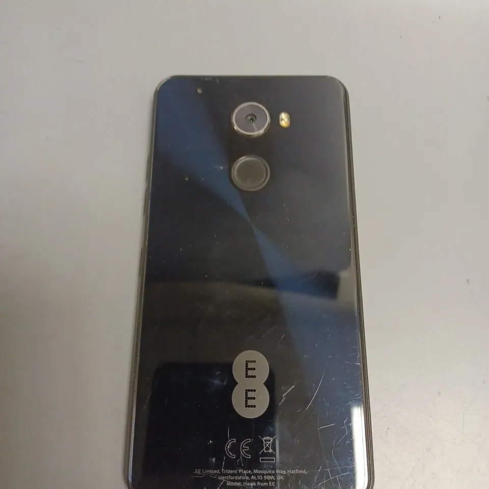 EE HAWK SMARTPHONE 