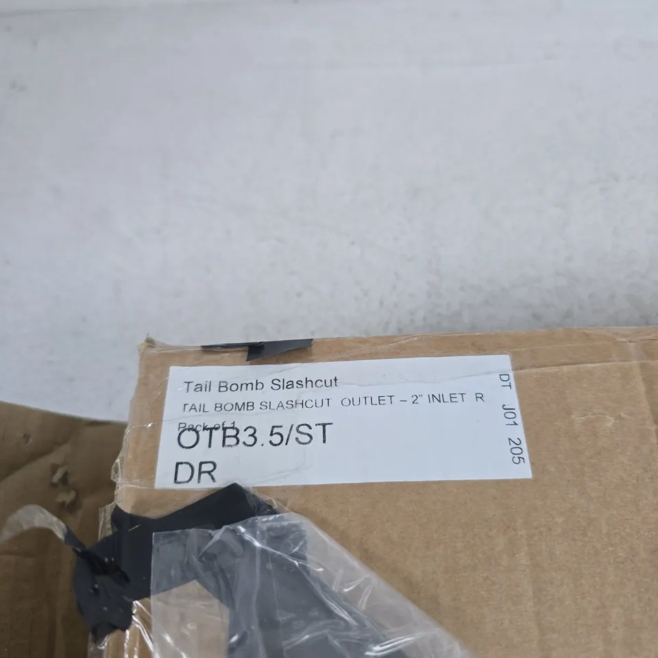TAIL BOMB SLASHCUT OUTLET – 2" INLET (DR) BOXED