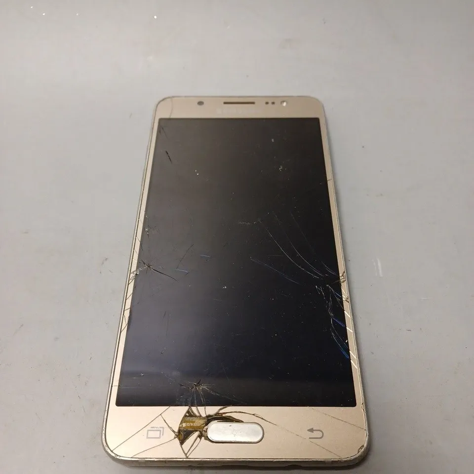 SAMSUNG GALAXY J5 MOBILE PHONE