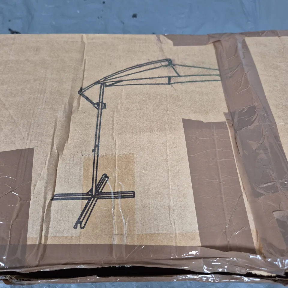 9.84 FT PATIO UMBRELLA WITH SIDE POLE IN GREEN - COLLECTION ONLY