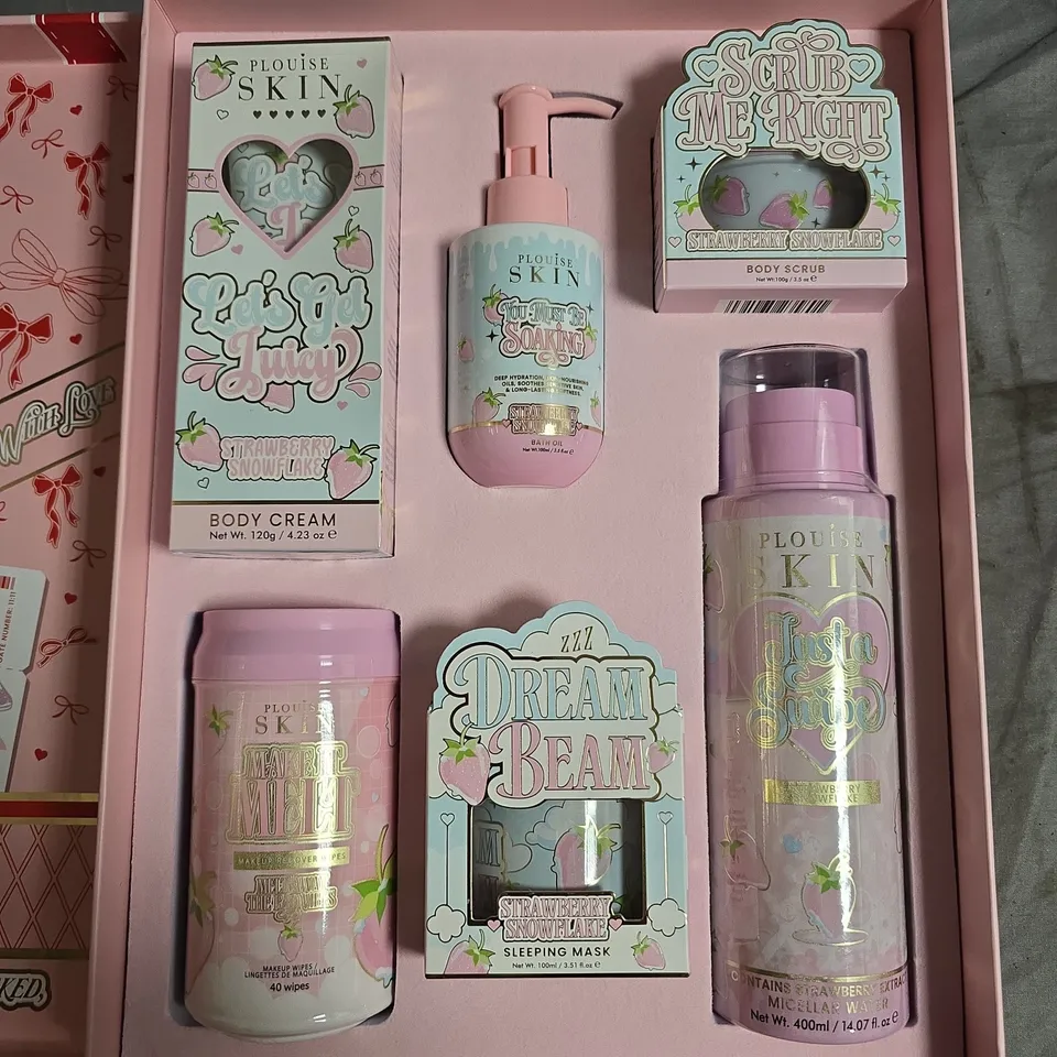P.LOUISE WRAPPED & READY BEAUTY GIFT SET 