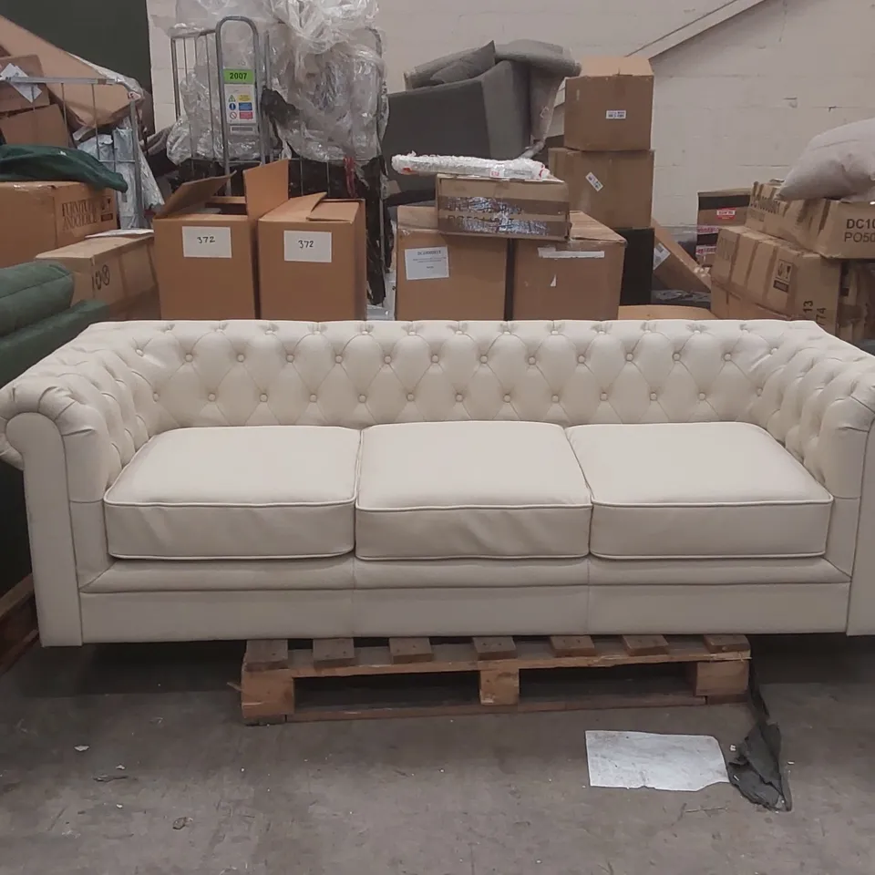 QUALITY DESIGNER 4-SEATER FAUX LEATHER CREAM CHESTERFIELD SOFA