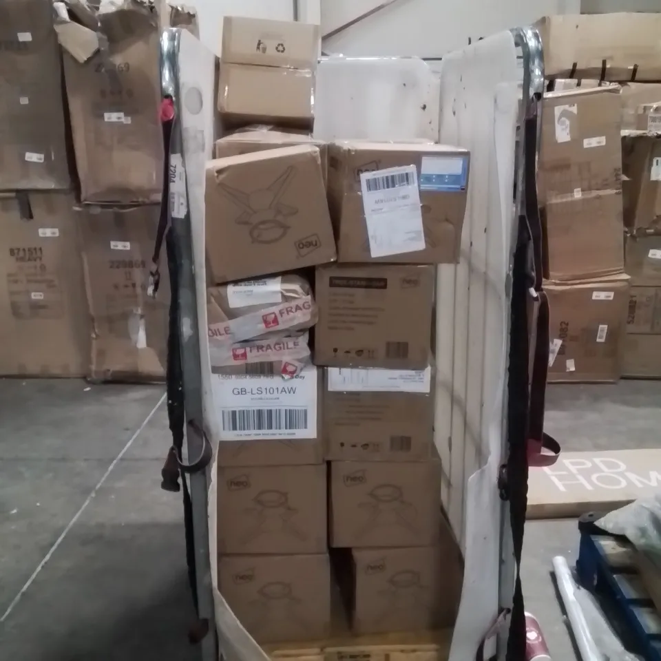 CAGE OF NEO CHRISTMAS TREE STANDS