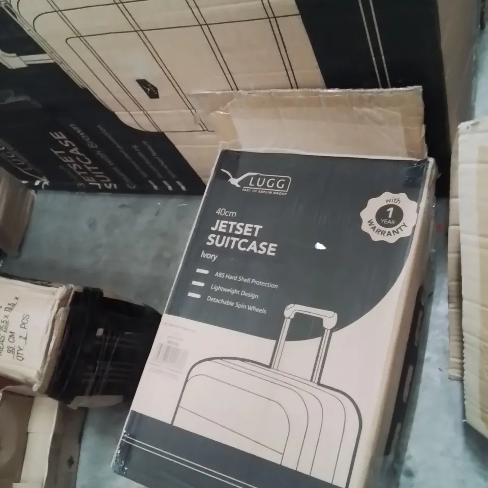 BOXED LUGG 40CM JETSET SUITCASE IVORY