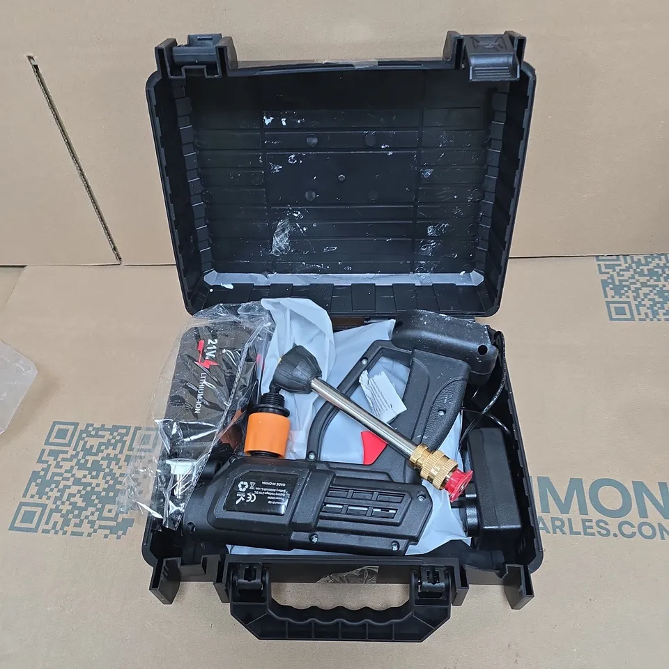 LIVMORE HANDHELD CORDLESS PRESSURE WASHER (26 BAR PRESSURE)