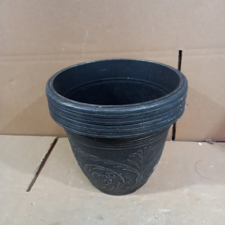 SET OF ALHAMBRA METALLIC PLANTERS  RRP £10