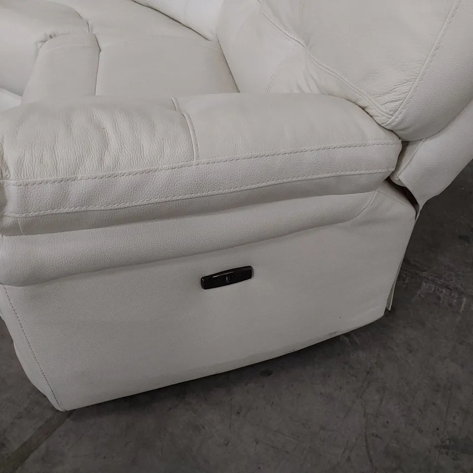 DESIGNER CORNER GROUP WHITE LEATHER 1× MANUAL & 1 × POWER RECLINER