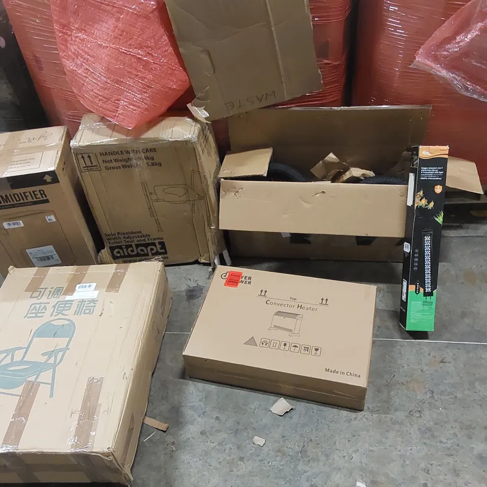 PALLET OF ASSORTED ITEMS INCLUDING: DEHUMIDIFIER, BICYCLE, CONVECTOR HEATER, AQUARIUM LIGHT ECT