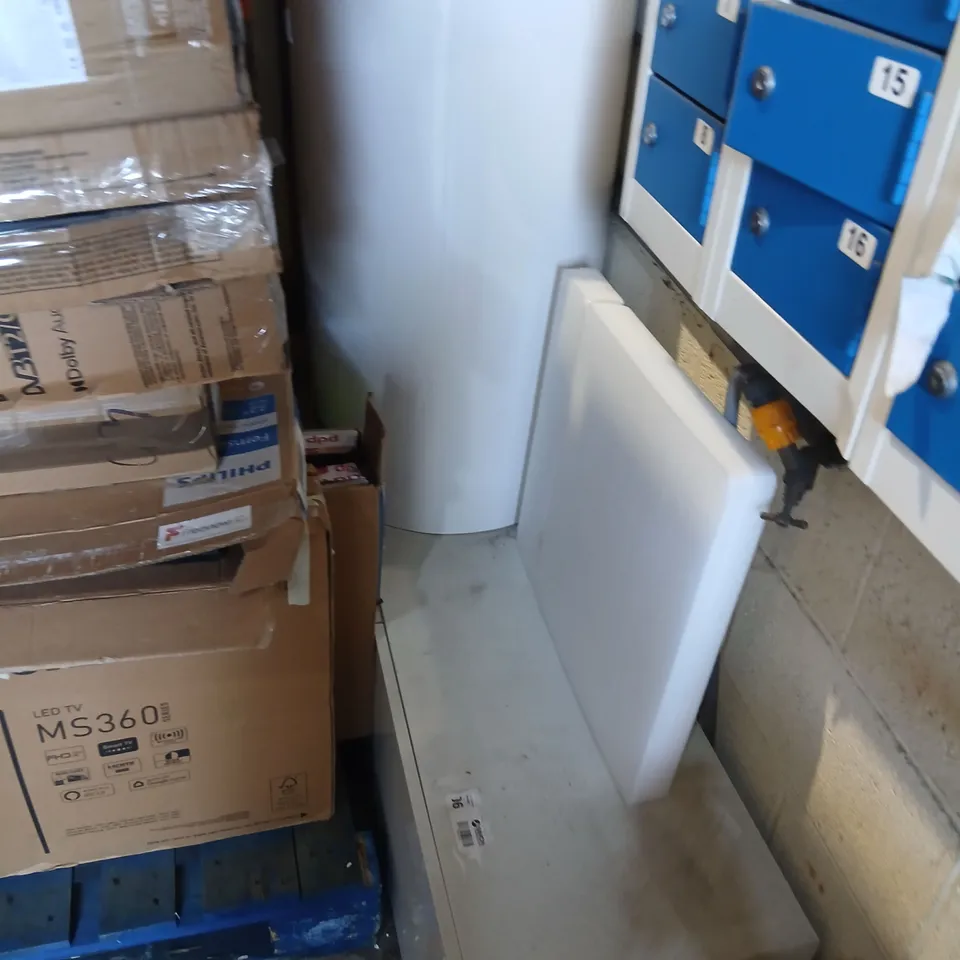 APPROXIMATELY 28 ASSORTED DAMAGED TVS, CHARGING CABINET AND DISPLAY FURNITURE TO INCLUDE; 