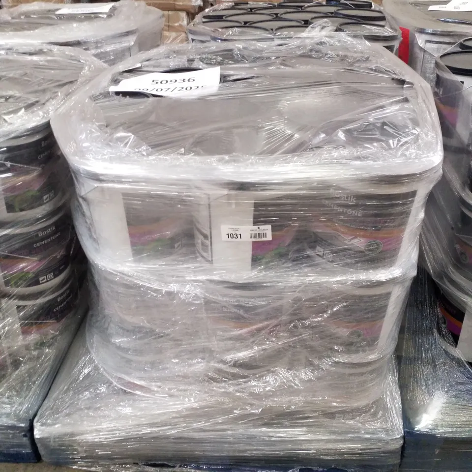 PALLET CONTAINING APPROXIMATELY 45 BUCKETS OF BOSTIK CEMENTONE RAPID SETTING WATERPROOF CEMENT 10KG