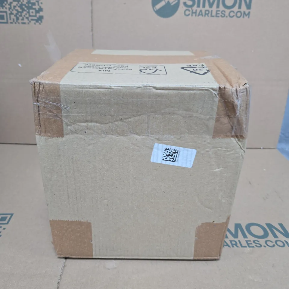 SHARK FACIAL PRO GLOW AND DEPUFFI IN WARM BLACK