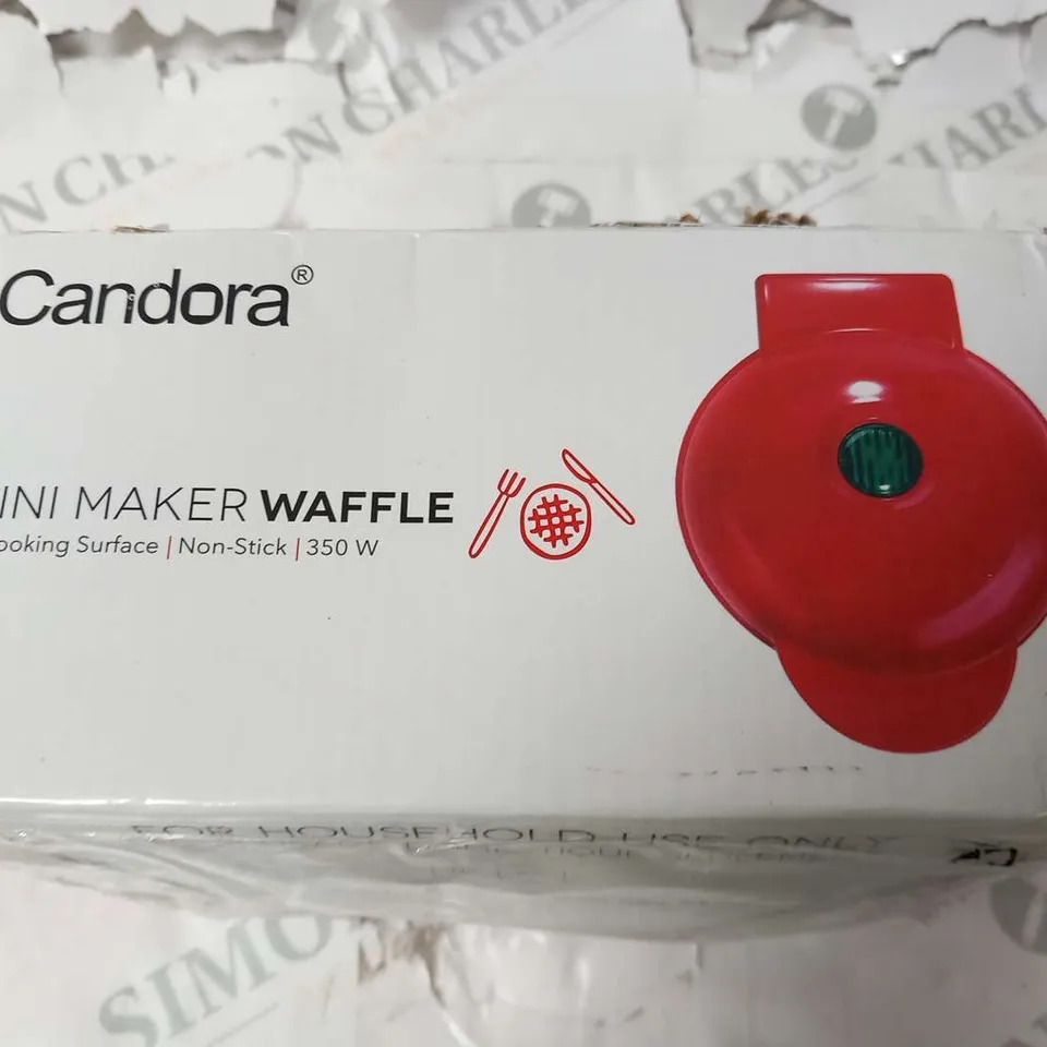 BOXED CANDORA MINI WAFFLE MAKER