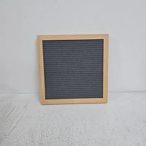 FELT LETTER BOARD 10 X 10IN BOXED
