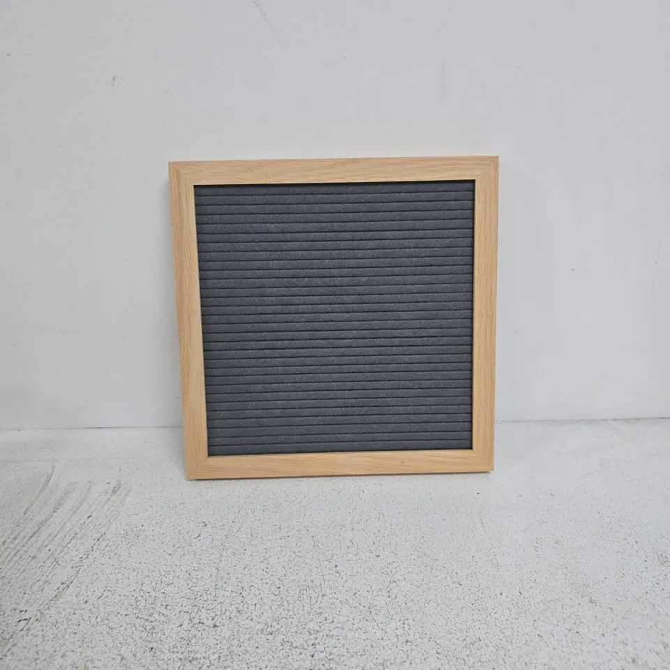 FELT LETTER BOARD 10 X 10IN BOXED