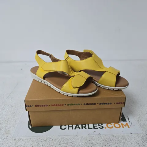 ADESSO YELLOW LEATHER SANDALS SIZE 39 BOXED