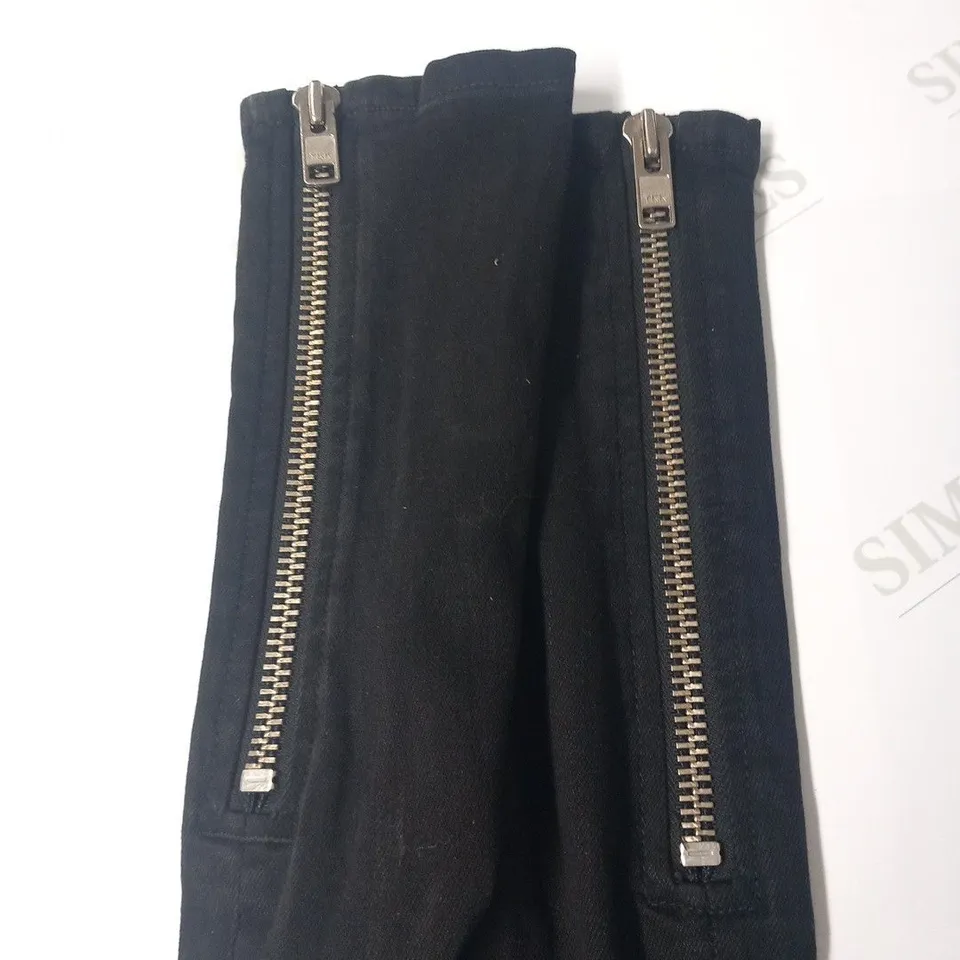 TEXTILE ELIZABETH AND JAMES ALICE MIDNIGHT JEANS SIZE 26