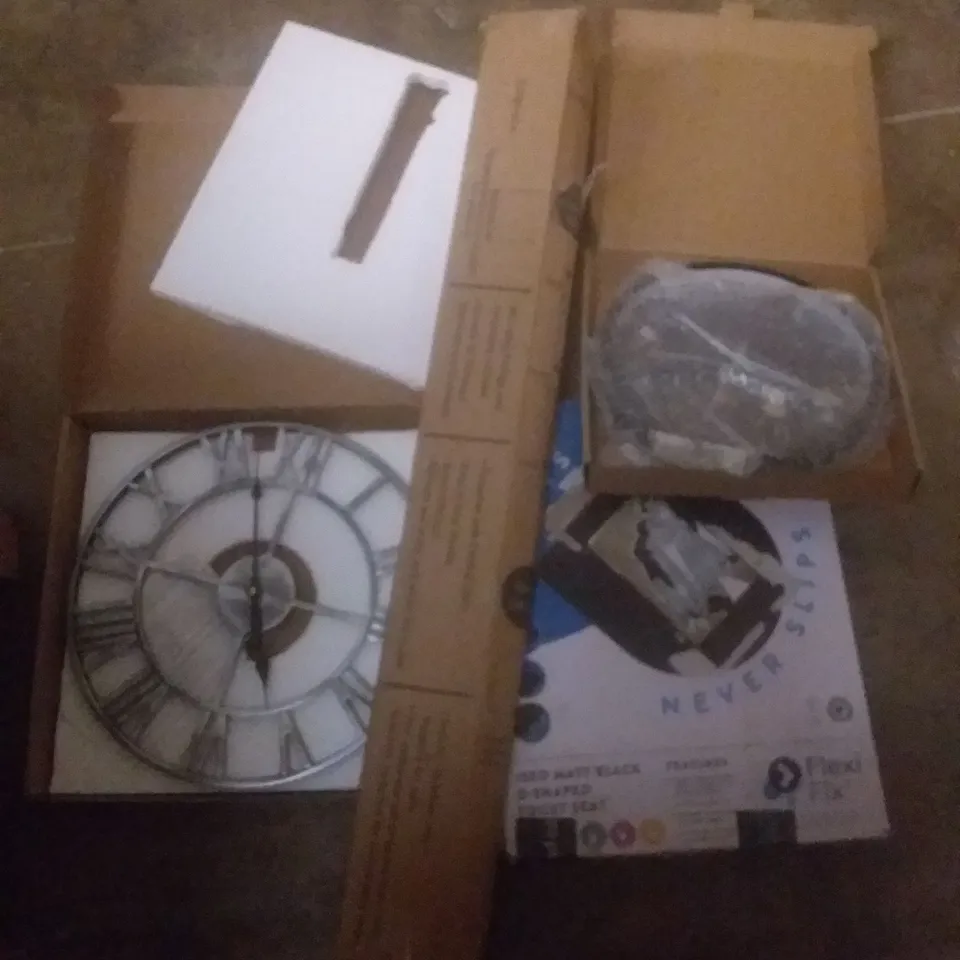 PALLET OF ASSORTED ITEMS INCLUDING BLACK TOILET SEAT, RETRACTABLE GATE, CLOCKS