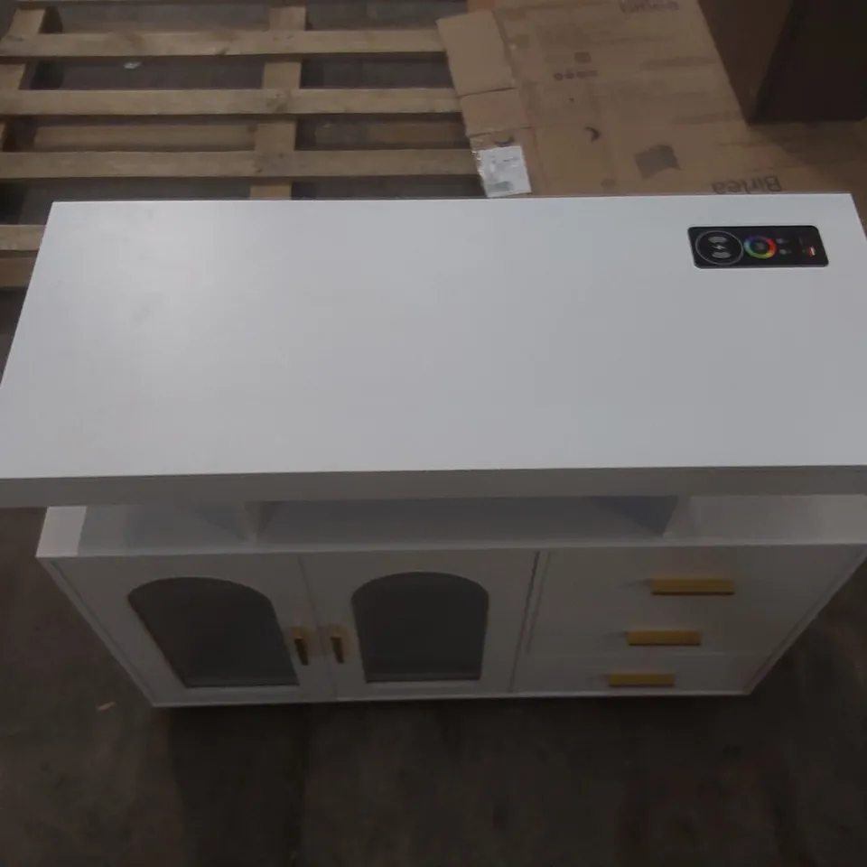 SIDEBOARD WITH SMART MODULE COLOUR: WHITE
