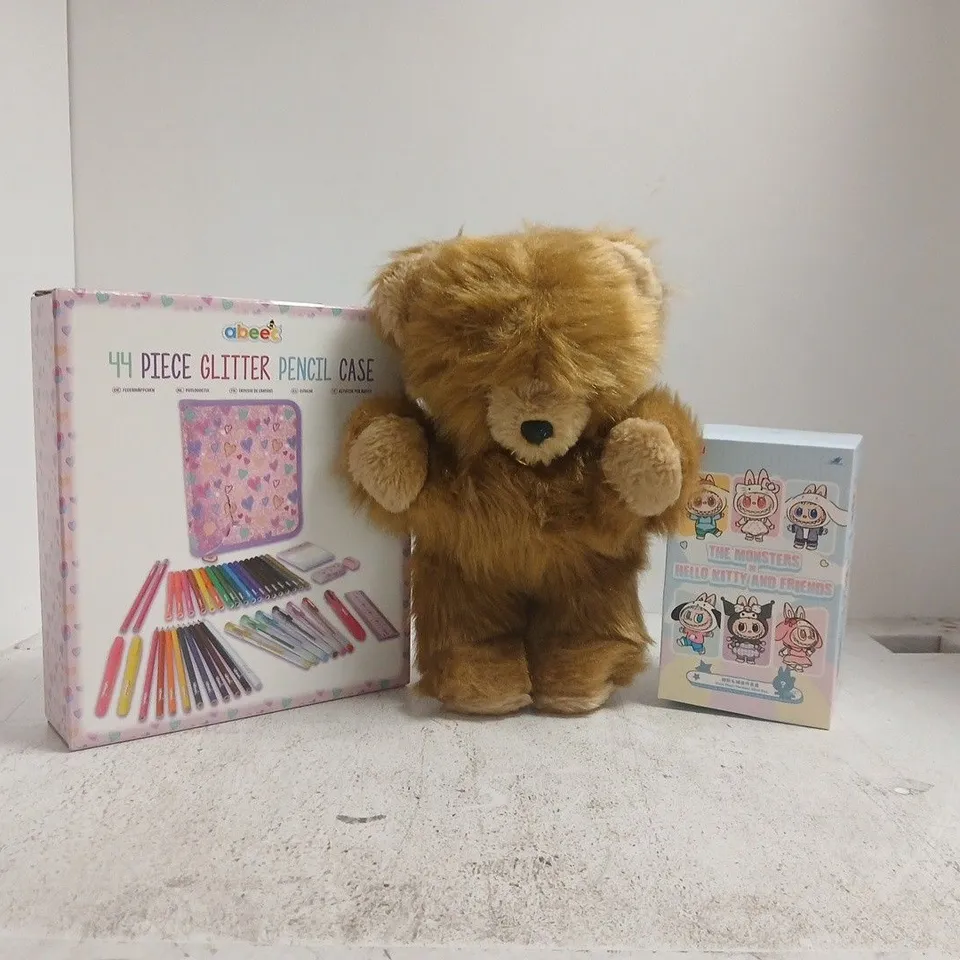 BOX OF APPROXIMATELY 15 ASSORTED TOYS AND GAMES TO INCLUDE GLITTER PENCIL CASE, ETC - COLLECTION ONLY