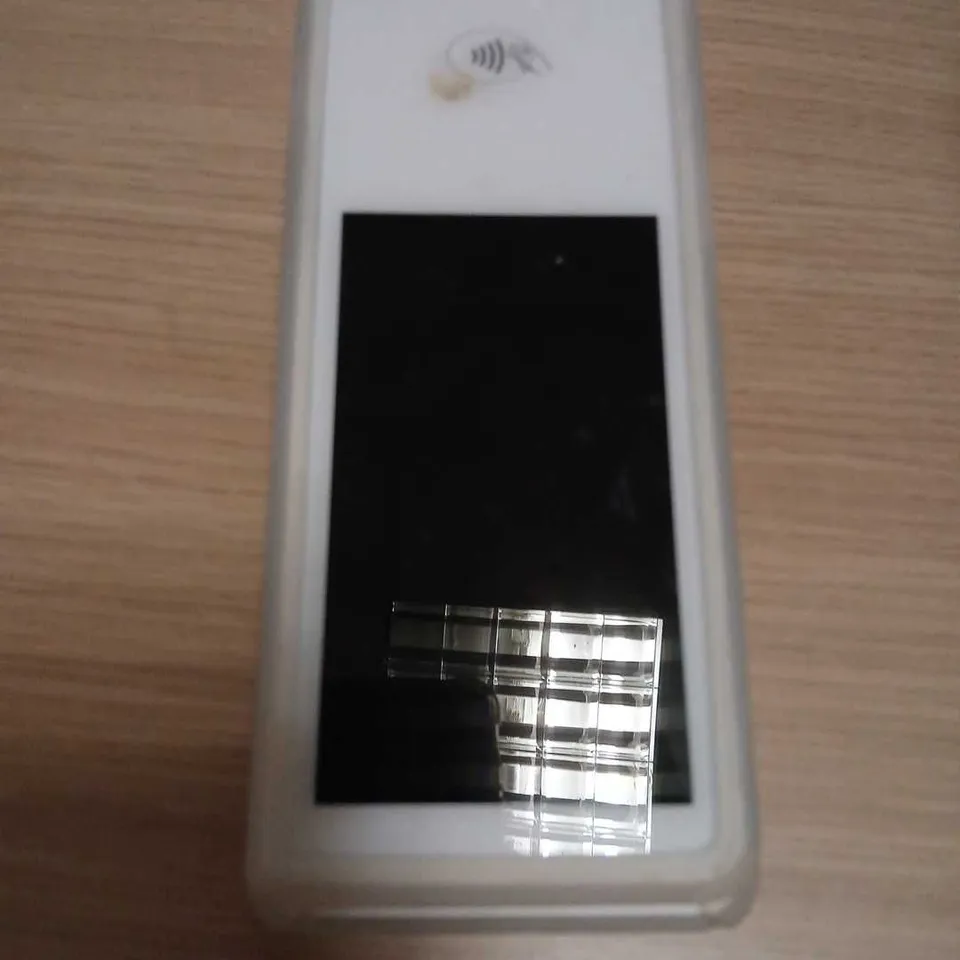 APPROXIMATELY 11 CLOVER POS CARD PAYMENT TERMINALS