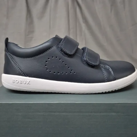 BOXED BOBUX KID+ KP GRASS COURT NAVY TRAINERS - KIDS UK 13