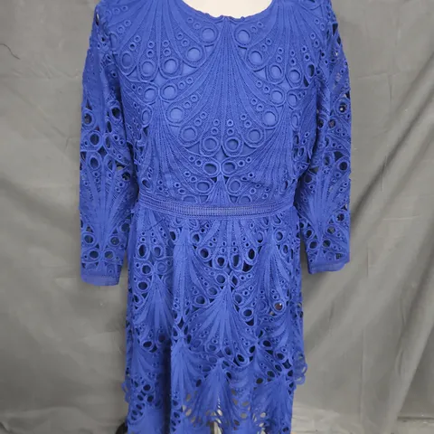 GEORGE W DAVIES SHELEIGH LACE KNEE LENGTH DRESS IN COBALT BLUE SIZE 14