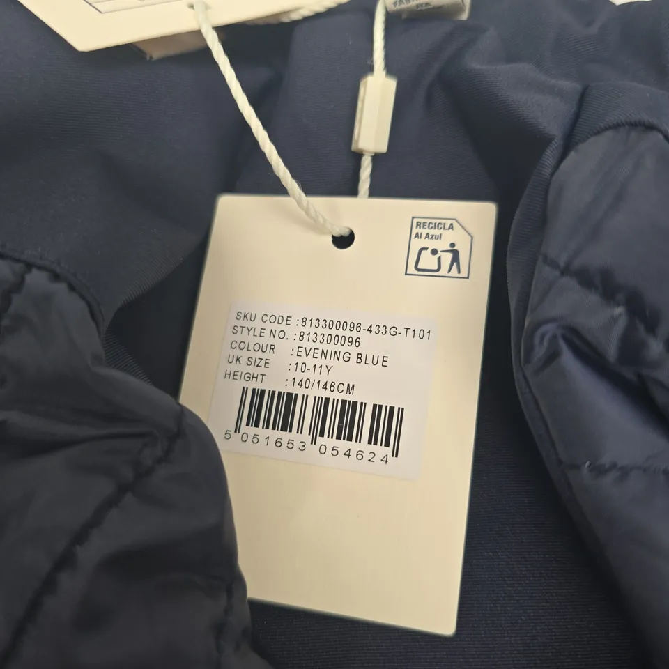 GANT VARSITY JACKET – EVENING BLUE WITH CREAM SLEEVES, UK 10-11Y